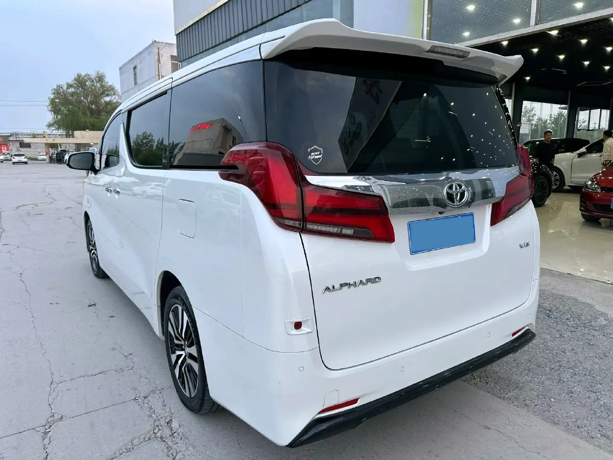 2018 Toyota Alphard 3.5L 301HP V6 8AT,autocango,china used car exporter,china ev exporter,chinese used car exporter,chinese used ev exporter