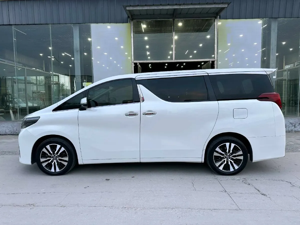 2018 Toyota Alphard 3.5L 301HP V6 8AT,autocango,china used car exporter,china ev exporter,chinese used car exporter,chinese used ev exporter
