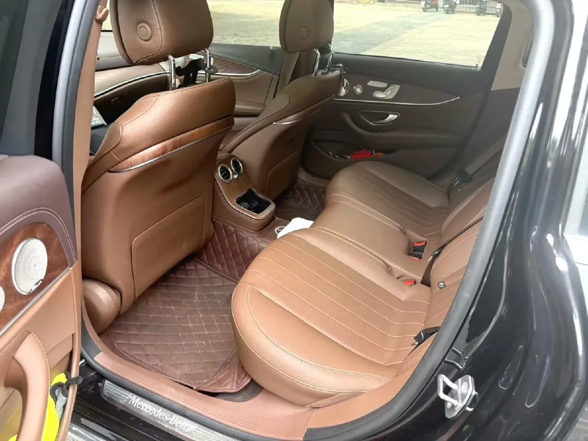2022 Mercedes-Benz E Class 2.0T 258HP L4 9AT,autocango,china used car exporter,china ev exporter,chinese used car exporter,chinese used ev exporter