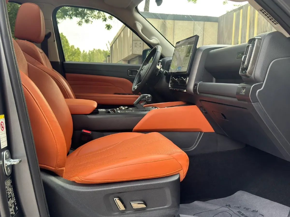 2024 Haval H9 2.0T 224HP L4 8AT,autocango,china used car exporter,china ev exporter,chinese used car exporter,chinese used ev exporter