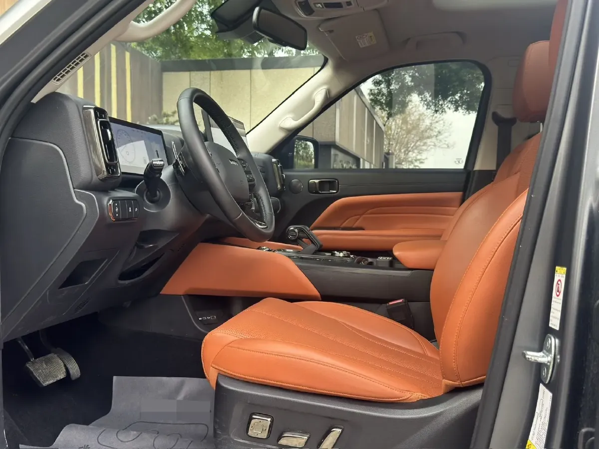 2024 Haval H9 2.0T 224HP L4 8AT,autocango,china used car exporter,china ev exporter,chinese used car exporter,chinese used ev exporter