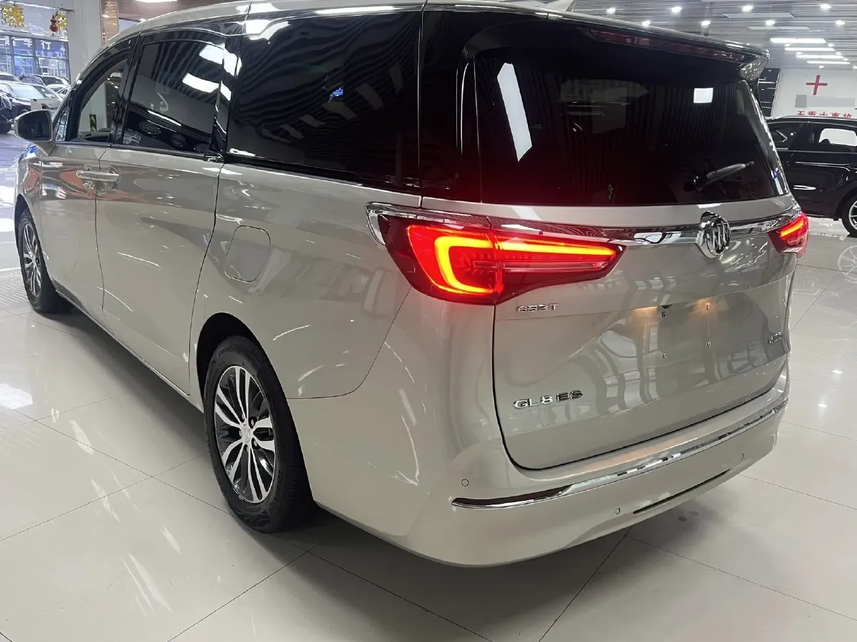 2021 Buick GL8 2.0T 237HP L4 9AT,autocango,china used car exporter,china ev exporter,chinese used car exporter,chinese used ev exporter