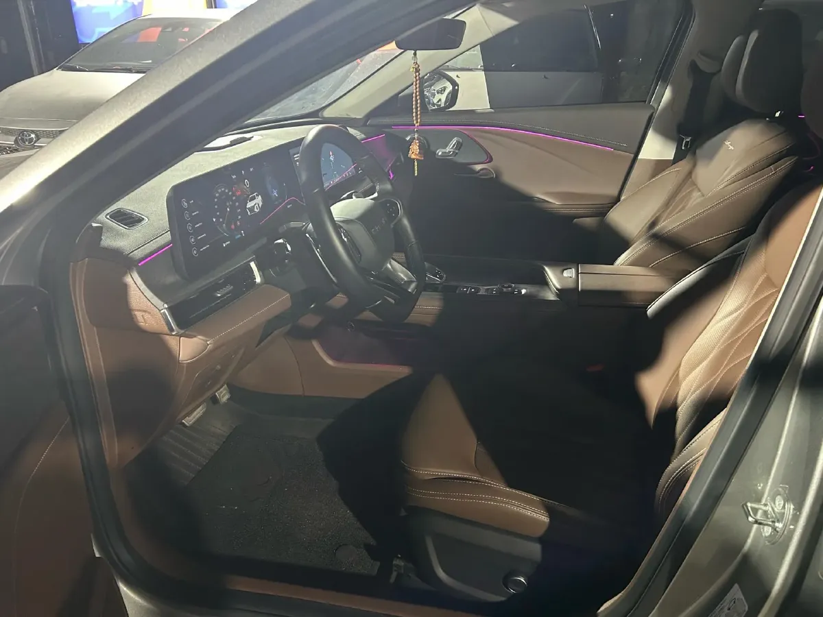 2024 Chery Arrizo 8 2.0T 254HP L4 7DCT,autocango,china used car exporter,china ev exporter,chinese used car exporter,chinese used ev exporter