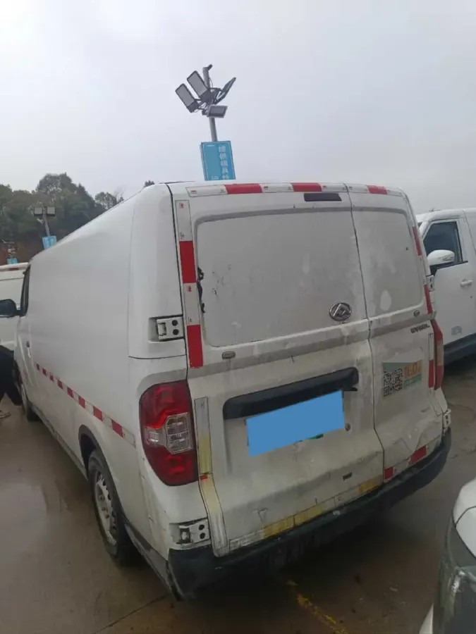 2021 Bestune T77 1.5T 169HP L4 7DCT,autocango,china used car exporter,china ev exporter,chinese used car exporter,chinese used ev exporter