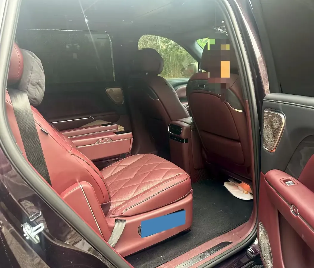 2026 Voyah 9L 1.5T 150HP L4 PHEV,autocango,china used car exporter,china ev exporter,chinese used car exporter,chinese used ev exporter