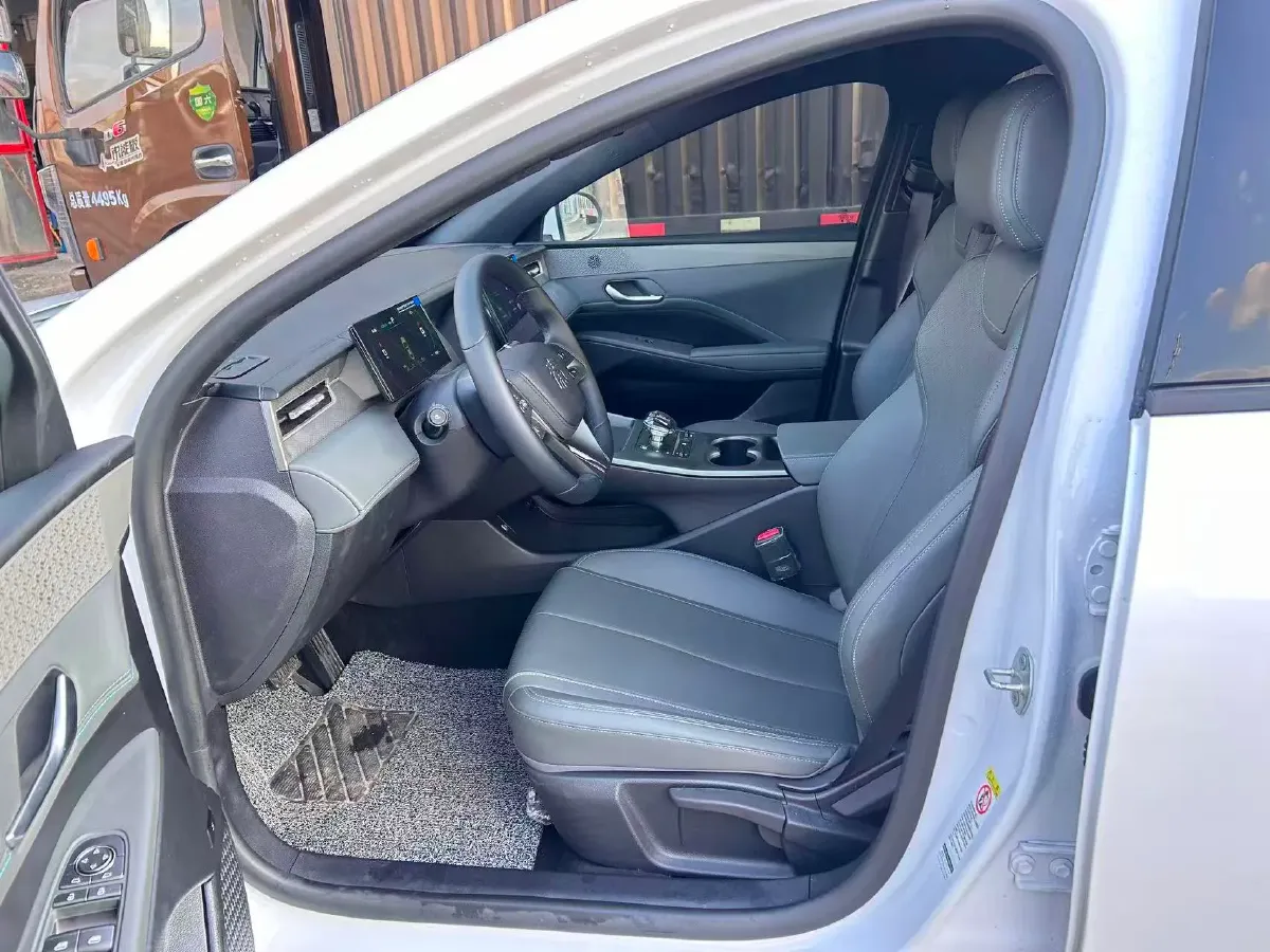 2025 BYD Qin Plus 1.5L 101HP L4 E-CVT PHEV 7.68KWH,autocango,china used car exporter,china ev exporter,chinese used car exporter,chinese used ev exporter