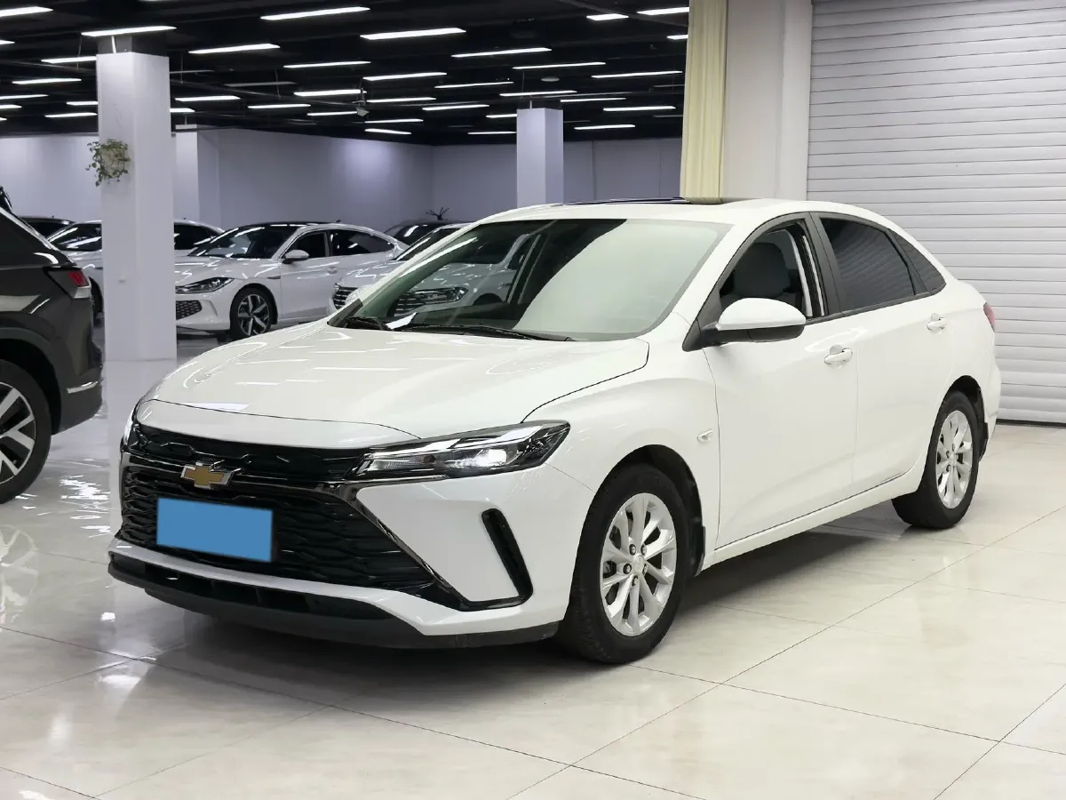 2023 Chevrolet Monza 1.5L 113HP L4 6DCT,autocango,china used car exporter,china ev exporter,chinese used car exporter,chinese used ev exporter