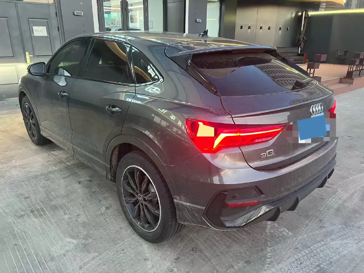 2022 Audi Q3 Sportback 2.0T 186HP L4 7DCT,autocango,china used car exporter,china ev exporter,chinese used car exporter,chinese used ev exporter