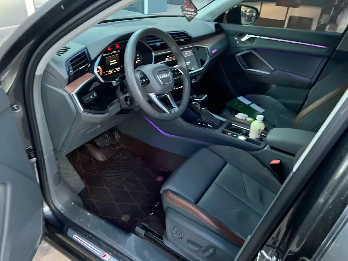 2022 Audi Q3 Sportback 2.0T 186HP L4 7DCT,autocango,china used car exporter,china ev exporter,chinese used car exporter,chinese used ev exporter