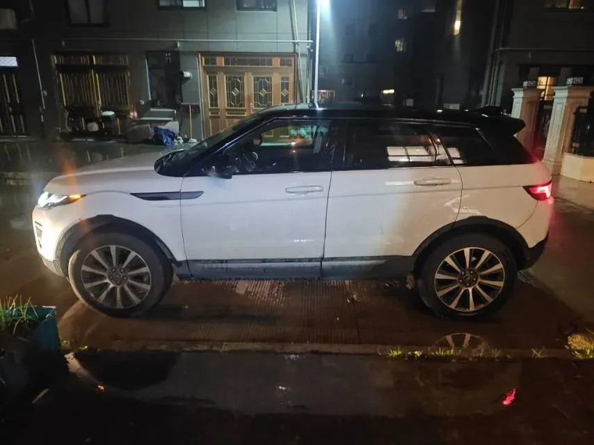 2018 Land Rover Range Rover Evoque 2.0T 241HP L4 9AT,autocango,china used car exporter,china ev exporter,chinese used car exporter,chinese used ev exporter