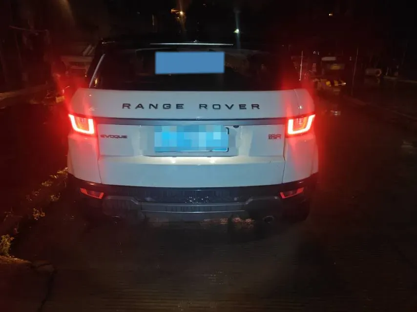 2018 Land Rover Range Rover Evoque 2.0T 241HP L4 9AT,autocango,china used car exporter,china ev exporter,chinese used car exporter,chinese used ev exporter