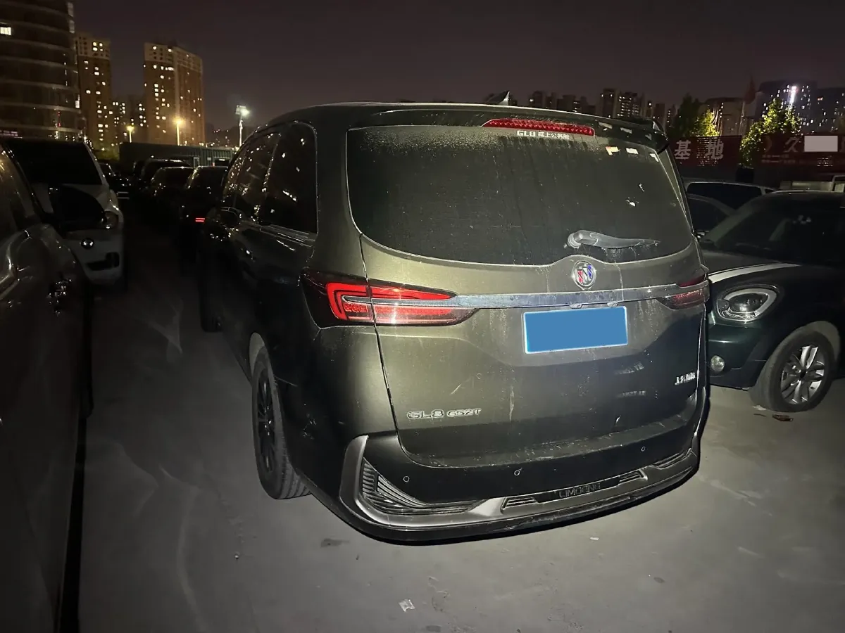 2021 Buick GL8 2.0T 237HP L4 9AT,autocango,china used car exporter,china ev exporter,chinese used car exporter,chinese used ev exporter