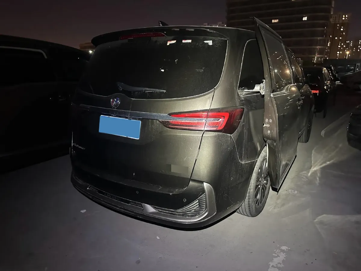 2021 Buick GL8 2.0T 237HP L4 9AT,autocango,china used car exporter,china ev exporter,chinese used car exporter,chinese used ev exporter