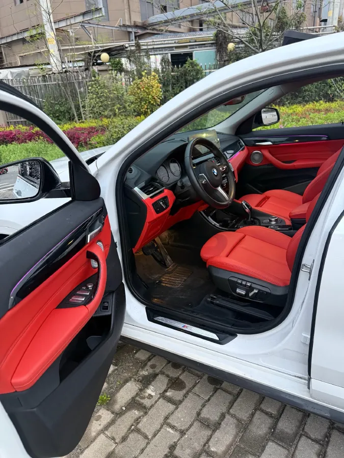 2023 BMW X2 2.0T 178HP L4 7DCT,autocango,china used car exporter,china ev exporter,chinese used car exporter,chinese used ev exporter