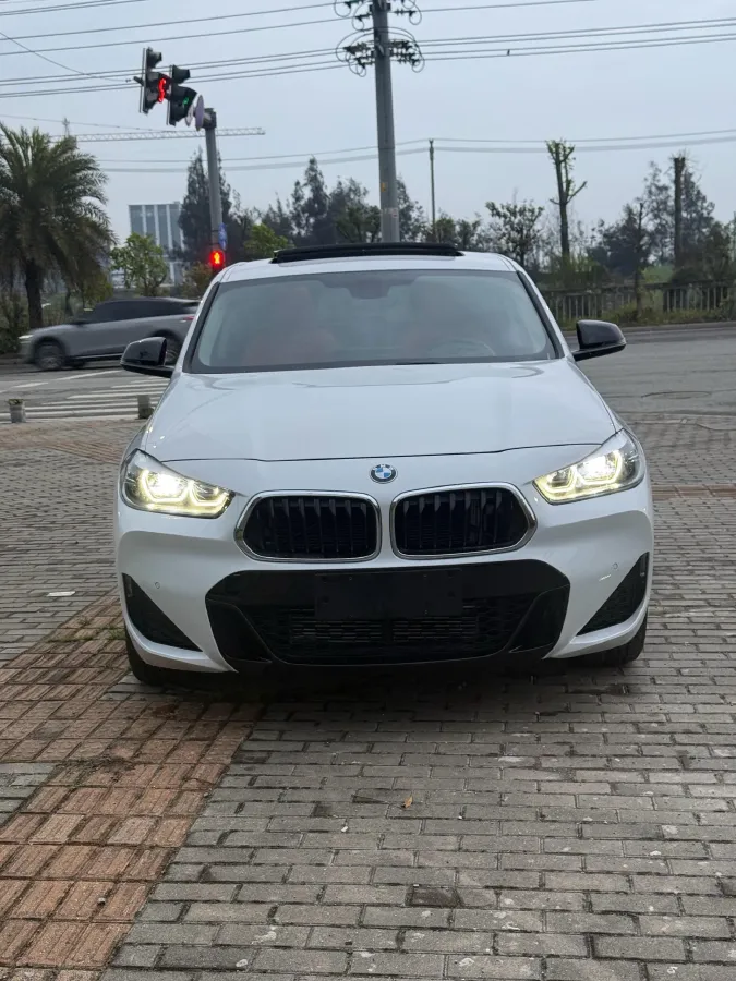 2023 BMW X2 2.0T 178HP L4 7DCT,autocango,china used car exporter,china ev exporter,chinese used car exporter,chinese used ev exporter