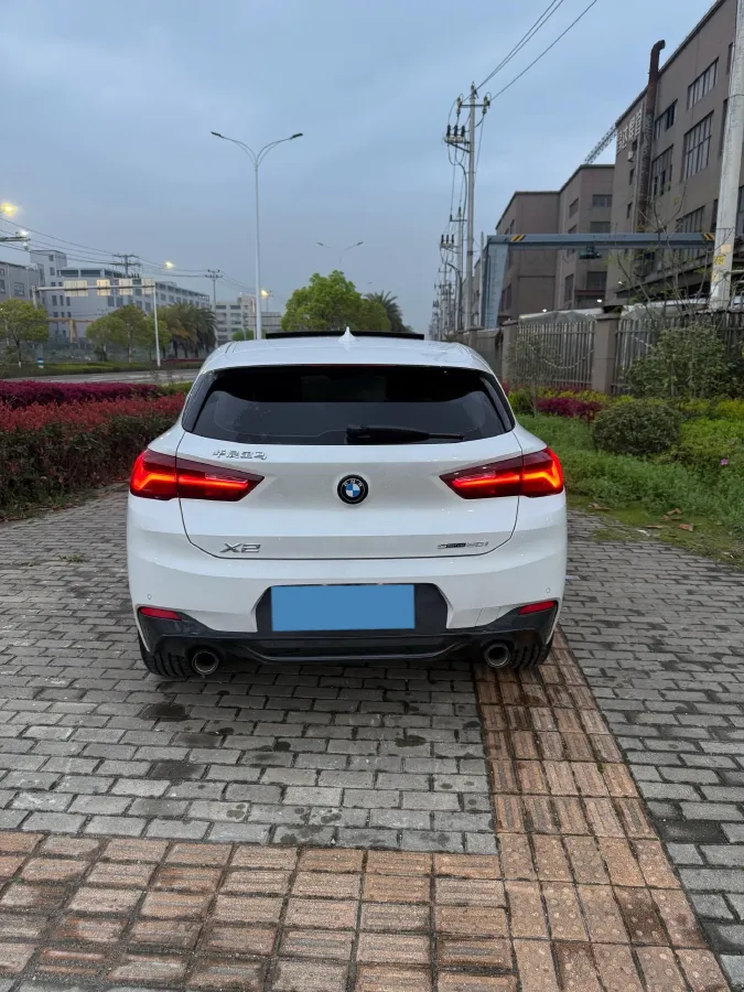 2023 BMW X2 2.0T 178HP L4 7DCT,autocango,china used car exporter,china ev exporter,chinese used car exporter,chinese used ev exporter
