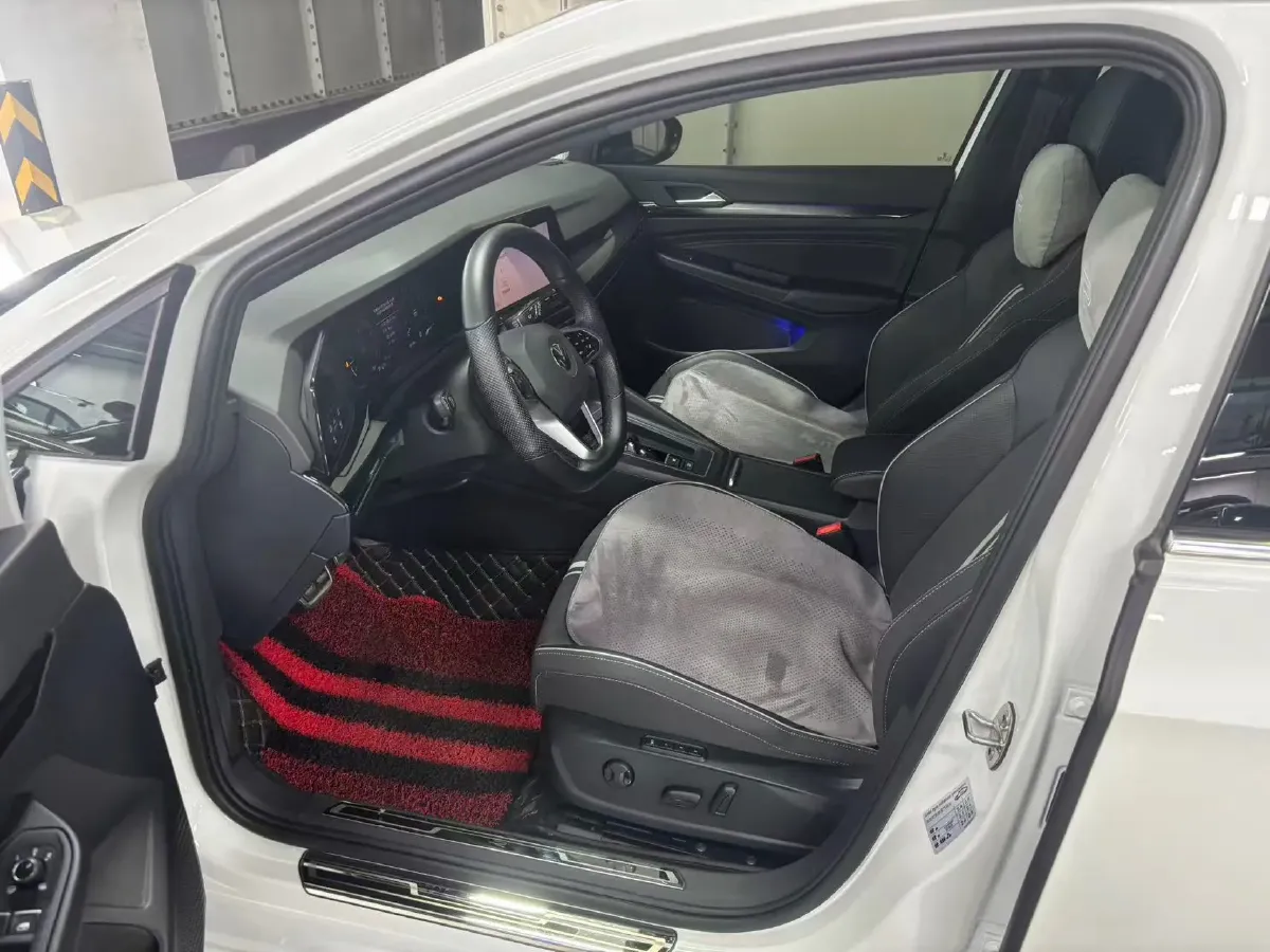 2021 Volkswagen Golf 1.4T 150HP L4 7DCT,autocango,china used car exporter,china ev exporter,chinese used car exporter,chinese used ev exporter