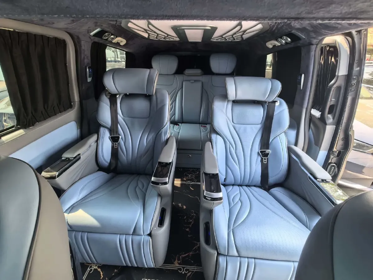2023 Mercedes-Benz Vito 2.0T 211HP L4 9AT,autocango,china used car exporter,china ev exporter,chinese used car exporter,chinese used ev exporter