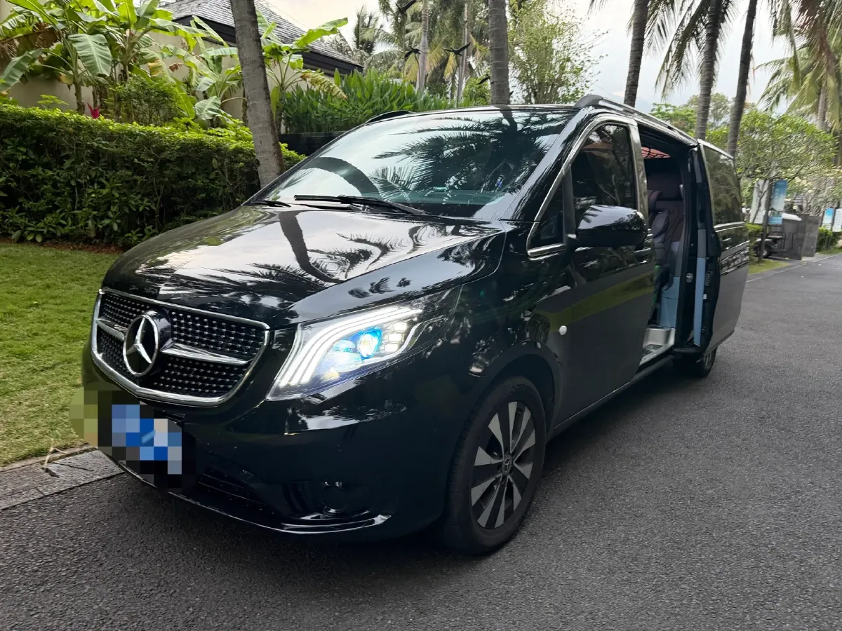 2023 Mercedes-Benz Vito 2.0T 211HP L4 9AT,autocango,china used car exporter,china ev exporter,chinese used car exporter,chinese used ev exporter