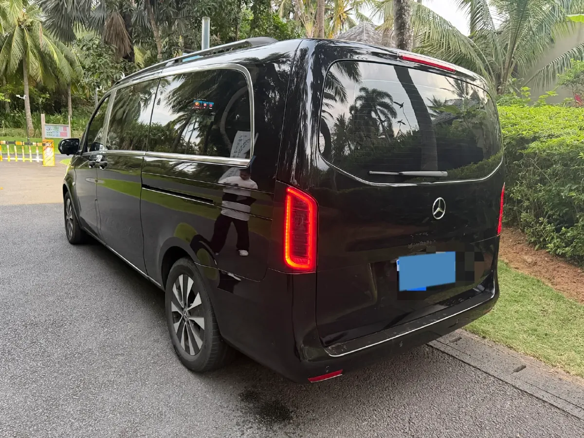 2023 Mercedes-Benz Vito 2.0T 211HP L4 9AT,autocango,china used car exporter,china ev exporter,chinese used car exporter,chinese used ev exporter
