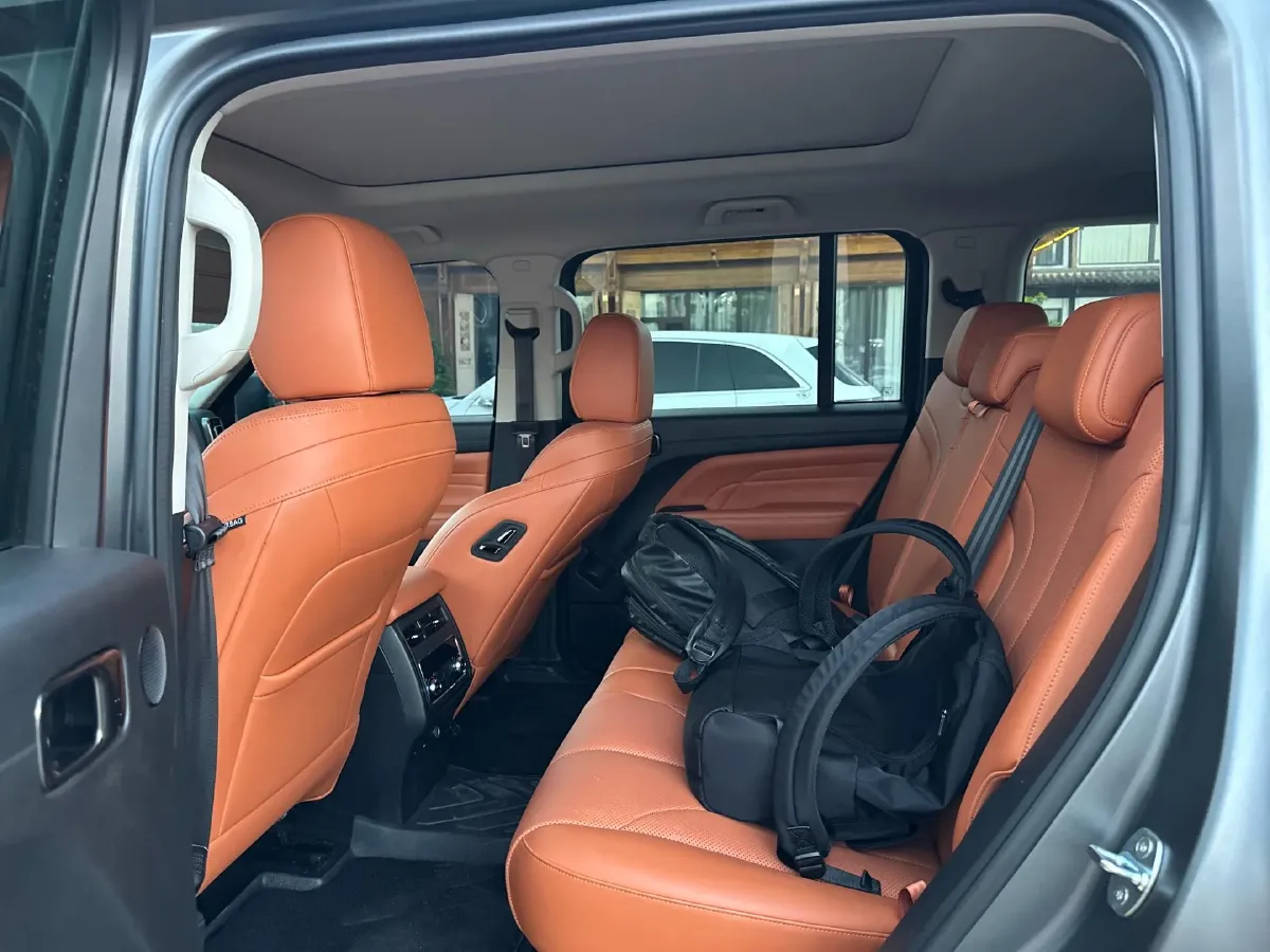 2024 Haval H9 2.0T 224HP L4 8AT,autocango,china used car exporter,china ev exporter,chinese used car exporter,chinese used ev exporter