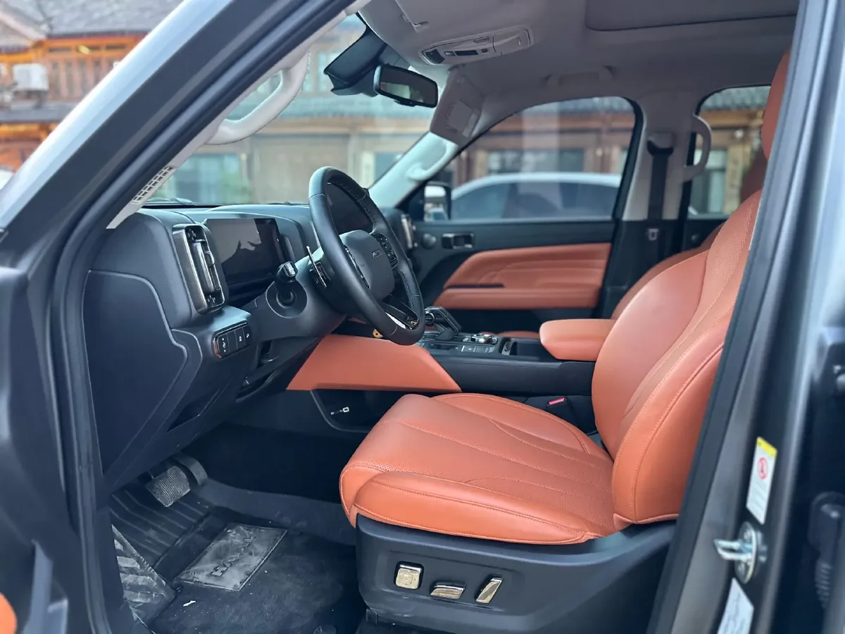 2024 Haval H9 2.0T 224HP L4 8AT,autocango,china used car exporter,china ev exporter,chinese used car exporter,chinese used ev exporter