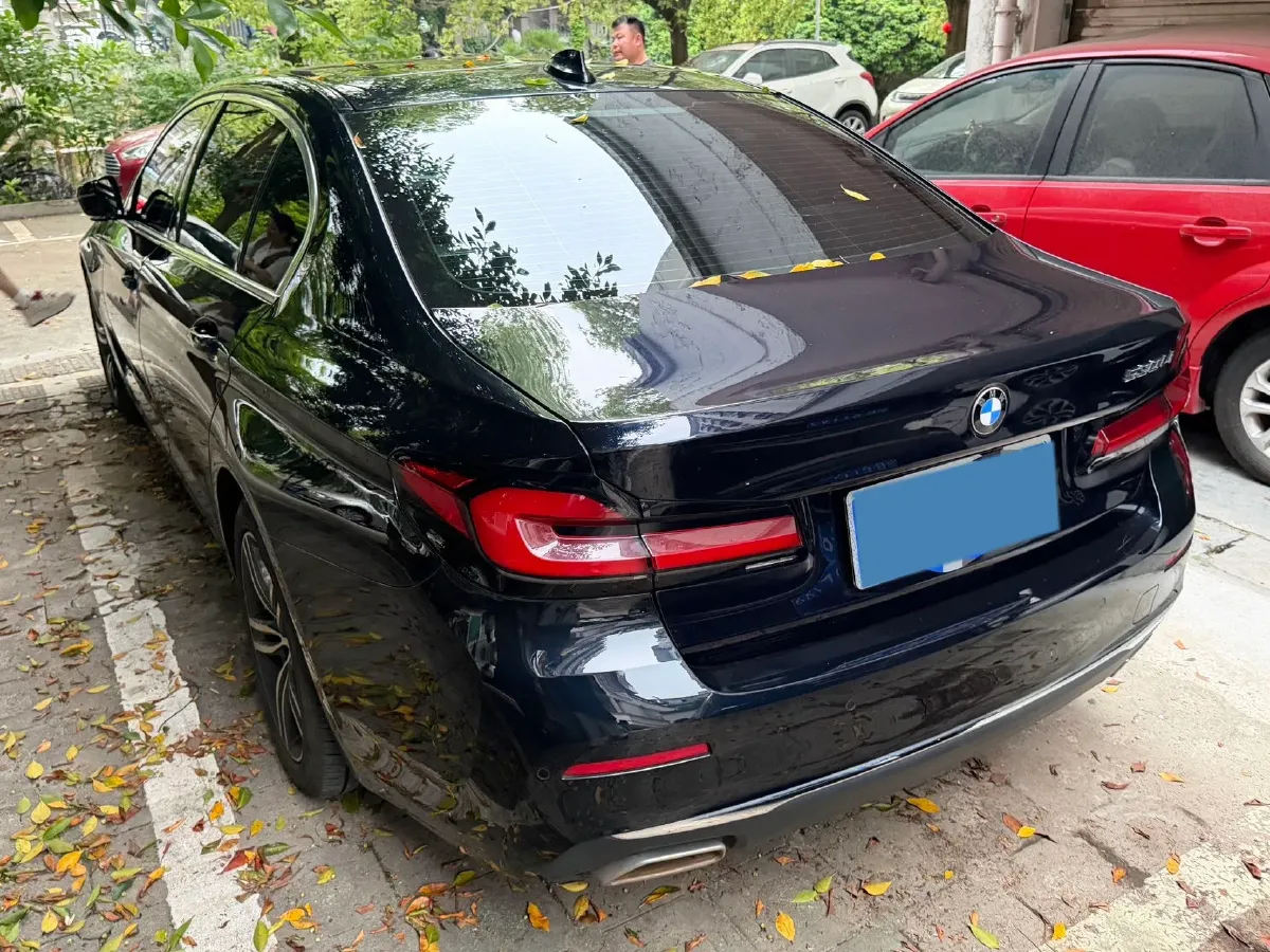 2021 BMW 5 Series 2.0T 252HP L4 8AT,autocango,china used car exporter,china ev exporter,chinese used car exporter,chinese used ev exporter