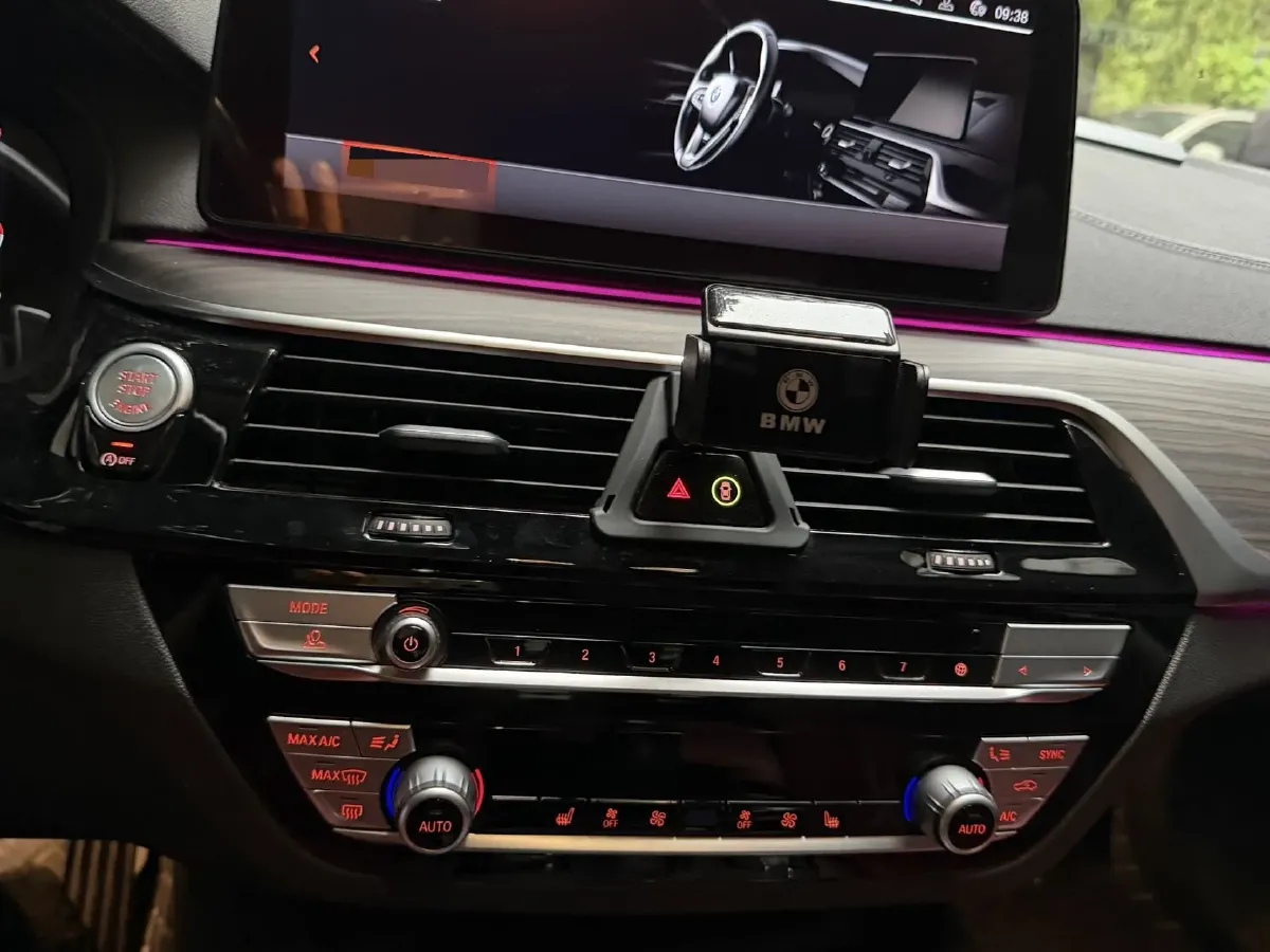 2021 BMW 5 Series 2.0T 252HP L4 8AT,autocango,china used car exporter,china ev exporter,chinese used car exporter,chinese used ev exporter