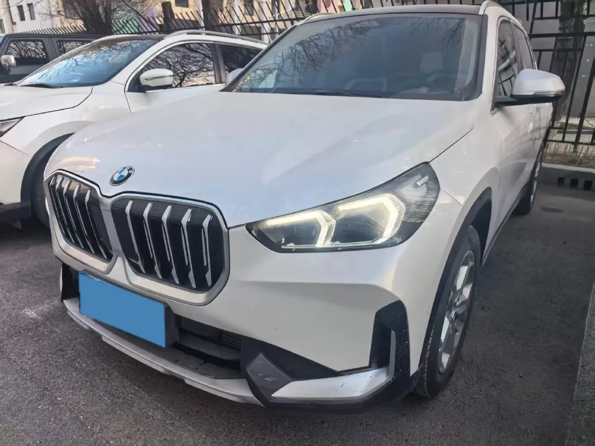 2023 BMW X1 1.5T 156HP L3 7DCT,autocango,china used car exporter,china ev exporter,chinese used car exporter,chinese used ev exporter
