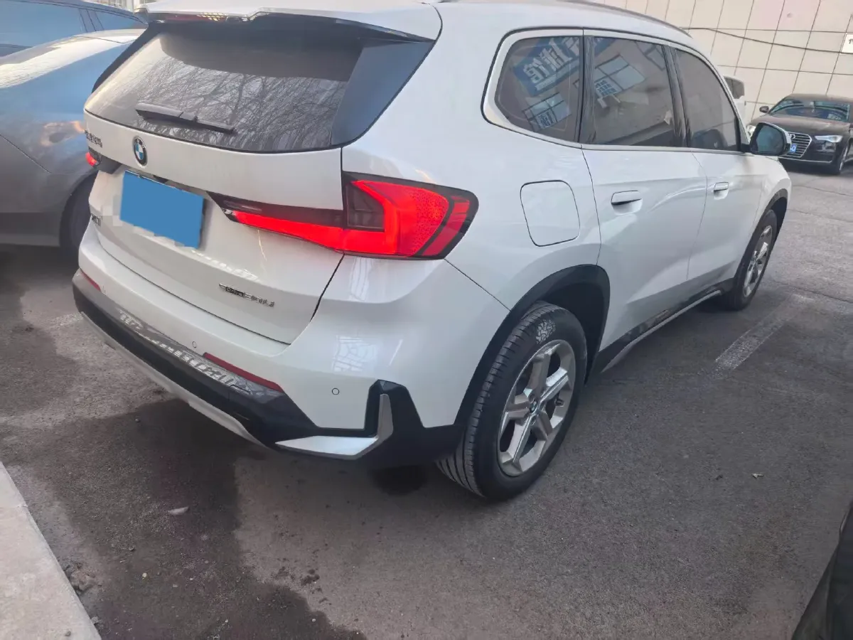 2023 BMW X1 1.5T 156HP L3 7DCT,autocango,china used car exporter,china ev exporter,chinese used car exporter,chinese used ev exporter
