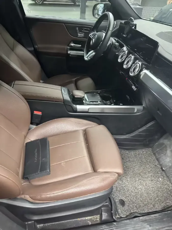 2024 Mercedes-Benz GLB Class 2.0T 190HP L4 8DCT,autocango,china used car exporter,china ev exporter,chinese used car exporter,chinese used ev exporter