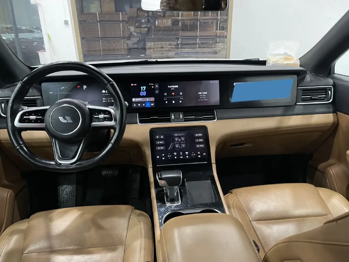 2021 Li ONE Range Extended 131HP REEV 40.5KWH,autocango,china used car exporter,china ev exporter,chinese used car exporter,chinese used ev exporter