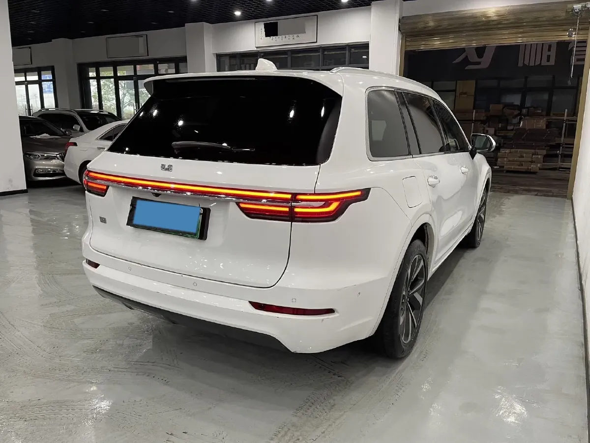 2021 Li ONE Range Extended 131HP REEV 40.5KWH,autocango,china used car exporter,china ev exporter,chinese used car exporter,chinese used ev exporter