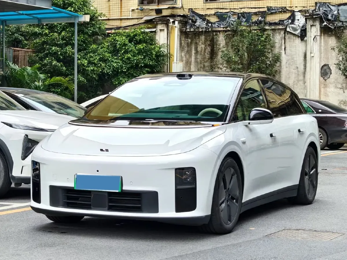 2025 Li i6 BEV,autocango,china used car exporter,china ev exporter,chinese used car exporter,chinese used ev exporter