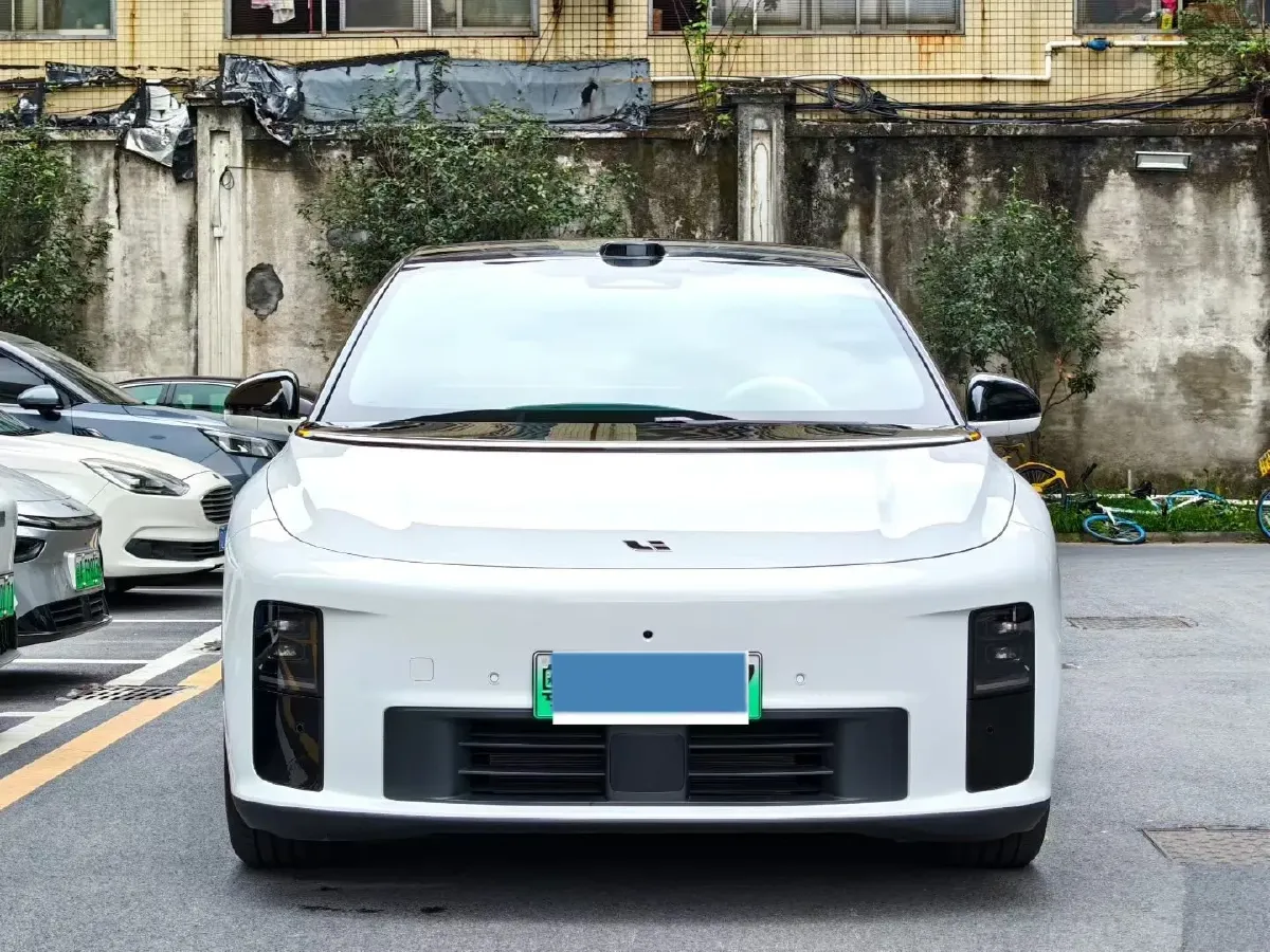 2025 Li i6 BEV,autocango,china used car exporter,china ev exporter,chinese used car exporter,chinese used ev exporter