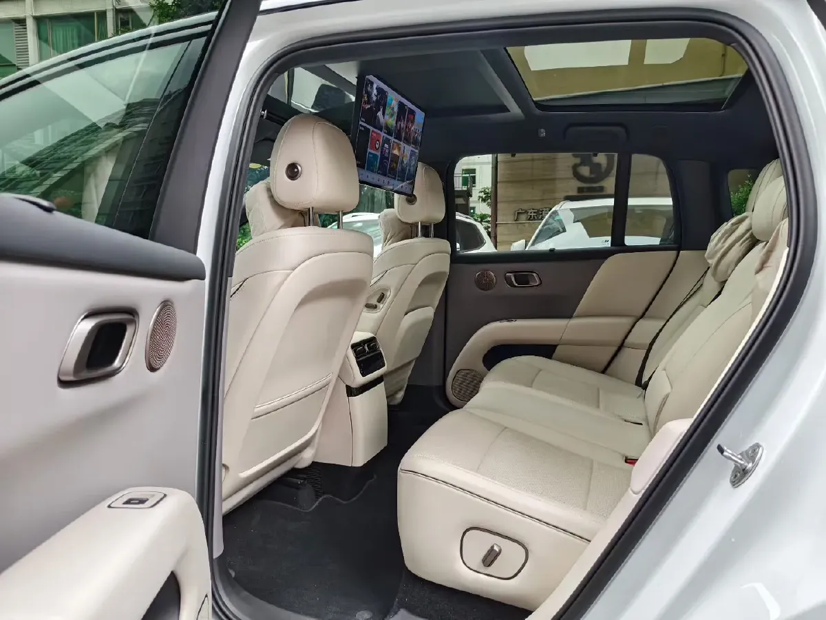 2025 Li i6 BEV,autocango,china used car exporter,china ev exporter,chinese used car exporter,chinese used ev exporter