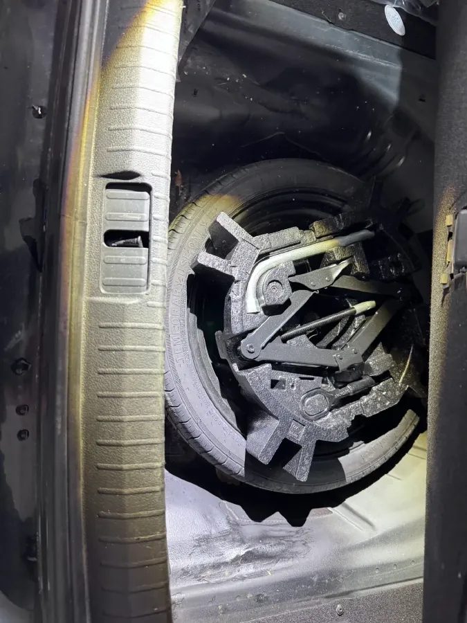 2019 Citroen C6 1.6T 170HP L4 6AT,autocango,china used car exporter,china ev exporter,chinese used car exporter,chinese used ev exporter