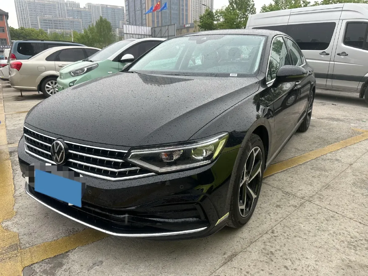 2026 Volkswagen Magotan 2.0T 220HP L4 7DCT,autocango,china used car exporter,china ev exporter,chinese used car exporter,chinese used ev exporter