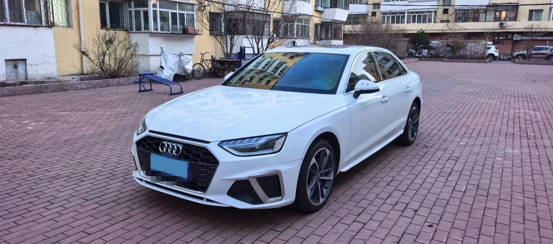2022 Audi A4L 2.0T 190HP L4 7DCT,autocango,china used car exporter,china ev exporter,chinese used car exporter,chinese used ev exporter