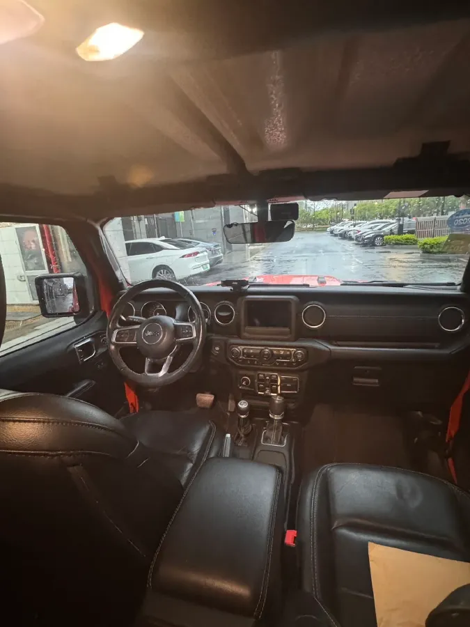 2019 Jeep Wrangler 2.0T 266HP L4 8AT,autocango,china used car exporter,china ev exporter,chinese used car exporter,chinese used ev exporter