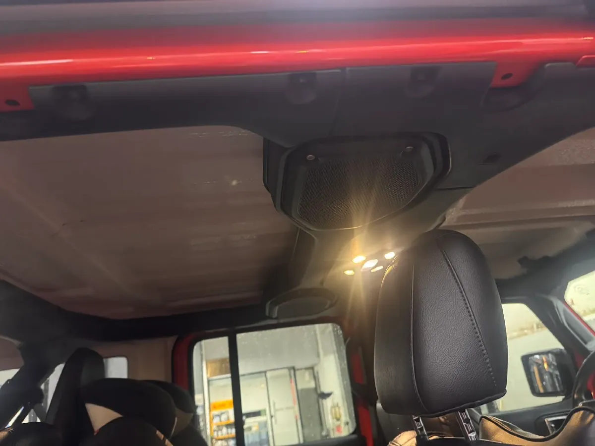 2019 Jeep Wrangler 2.0T 266HP L4 8AT,autocango,china used car exporter,china ev exporter,chinese used car exporter,chinese used ev exporter