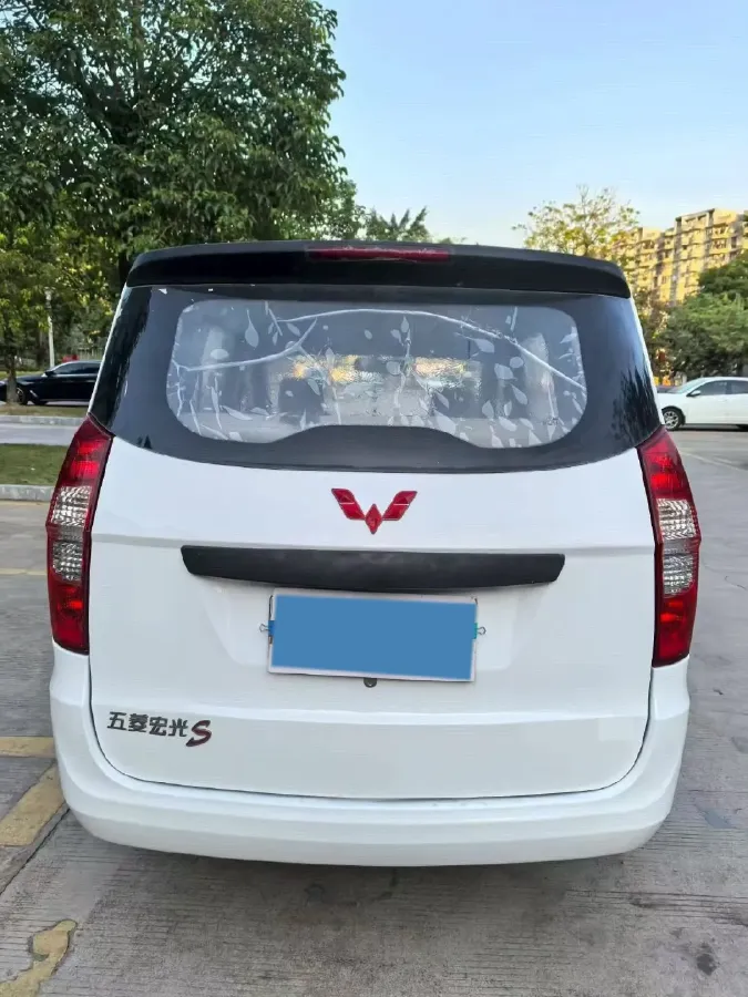 2018 WuLing HongGuang 1.2L 82HP L4 5MT,autocango,china used car exporter,china ev exporter,chinese used car exporter,chinese used ev exporter