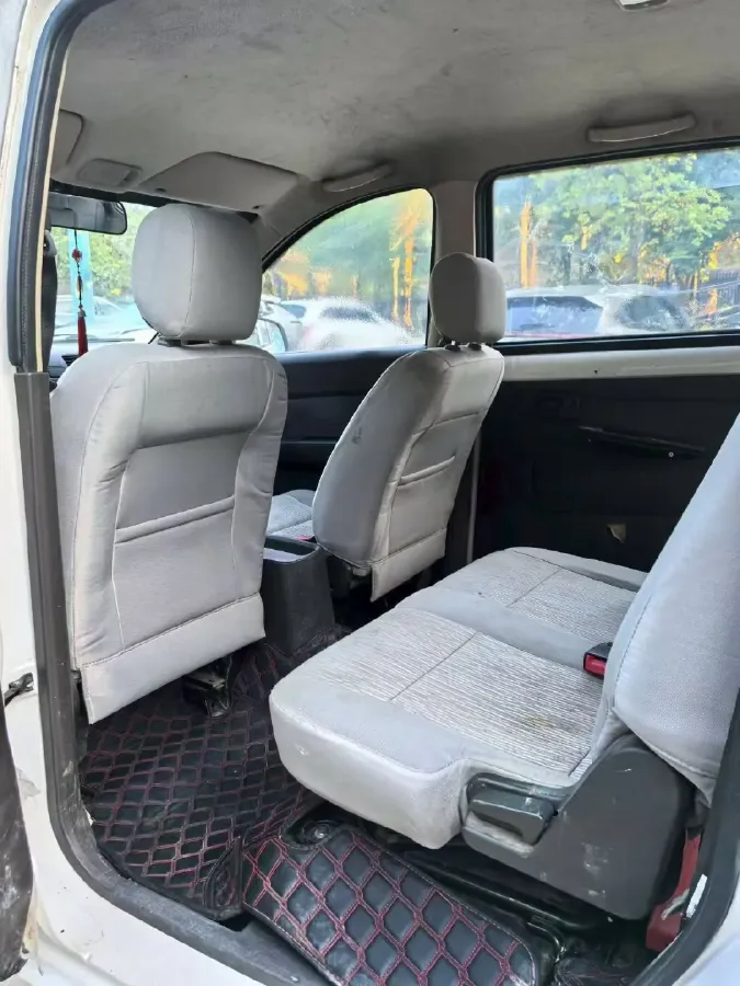 2018 WuLing HongGuang 1.2L 82HP L4 5MT,autocango,china used car exporter,china ev exporter,chinese used car exporter,chinese used ev exporter