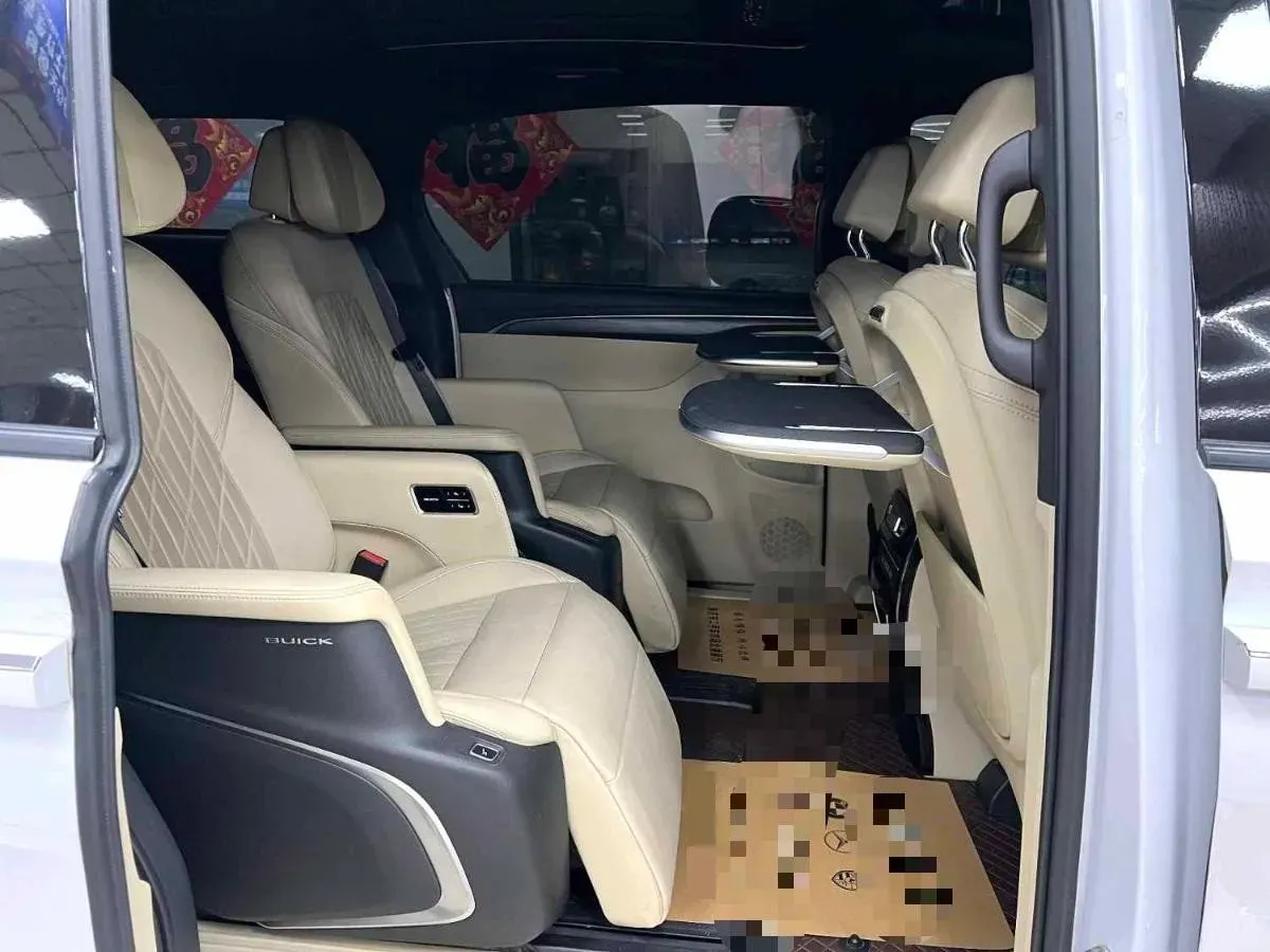 2022 Buick GL8 2.0T 237HP L4 9AT,autocango,china used car exporter,china ev exporter,chinese used car exporter,chinese used ev exporter