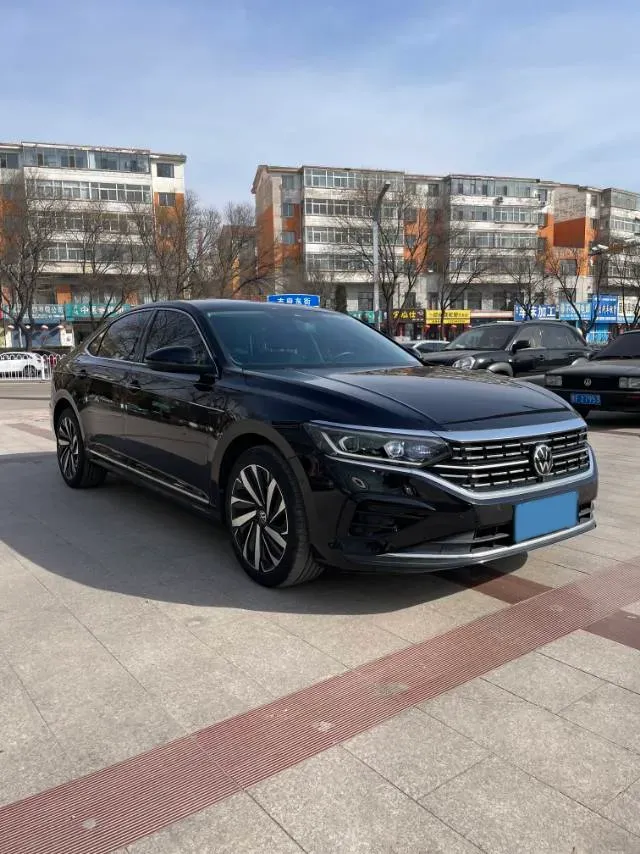 2023 Volkswagen Passat 2.0T 186HP L4 7DCT,autocango,china used car exporter,china ev exporter,chinese used car exporter,chinese used ev exporter