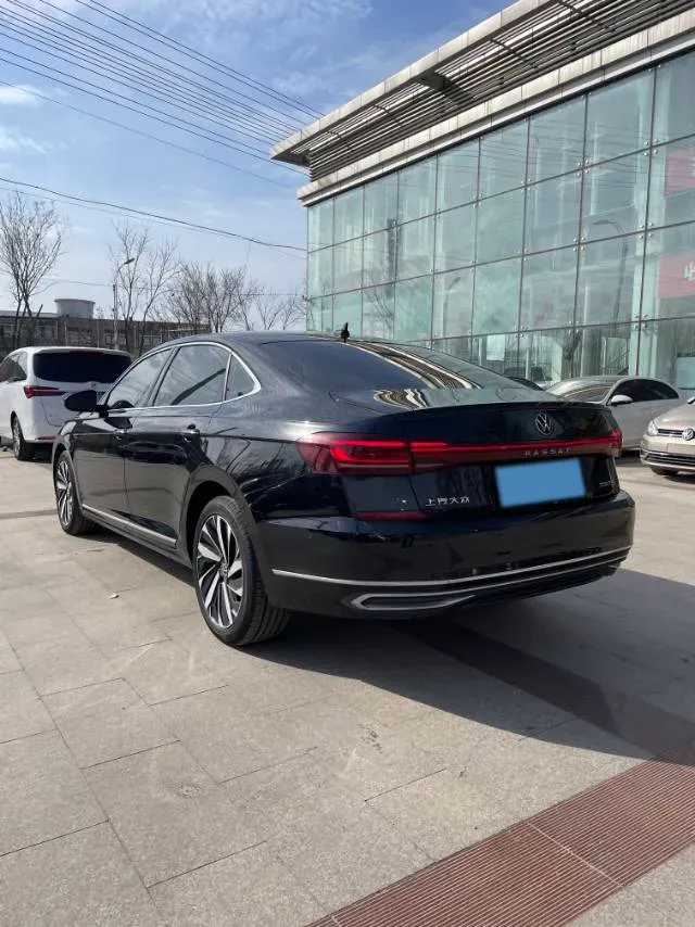 2023 Volkswagen Passat 2.0T 186HP L4 7DCT,autocango,china used car exporter,china ev exporter,chinese used car exporter,chinese used ev exporter