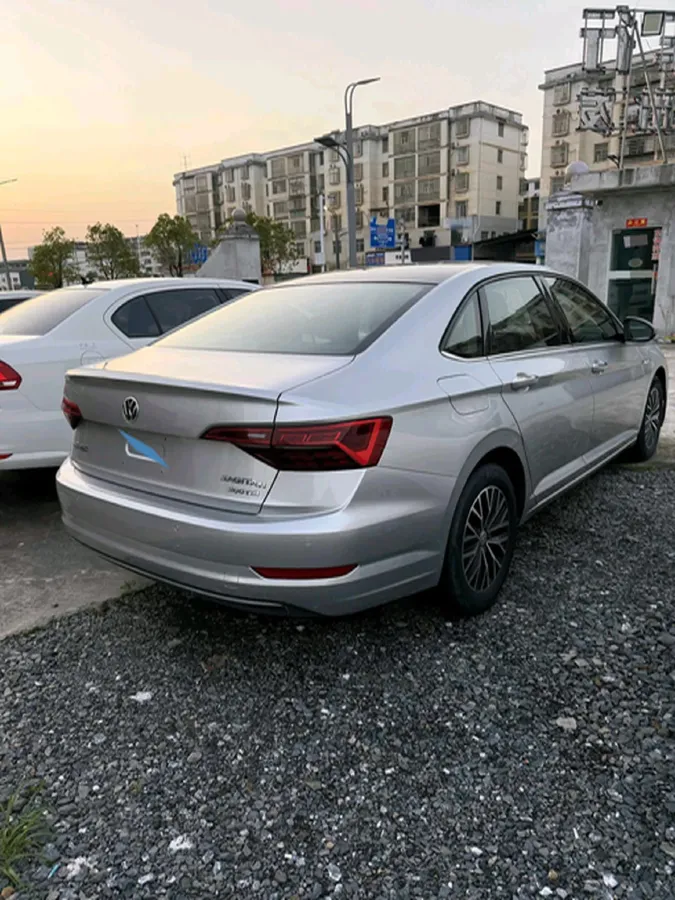 2019 Jeep Renegade 1.3T 173HP L4 7DCT,autocango,china used car exporter,china ev exporter,chinese used car exporter,chinese used ev exporter