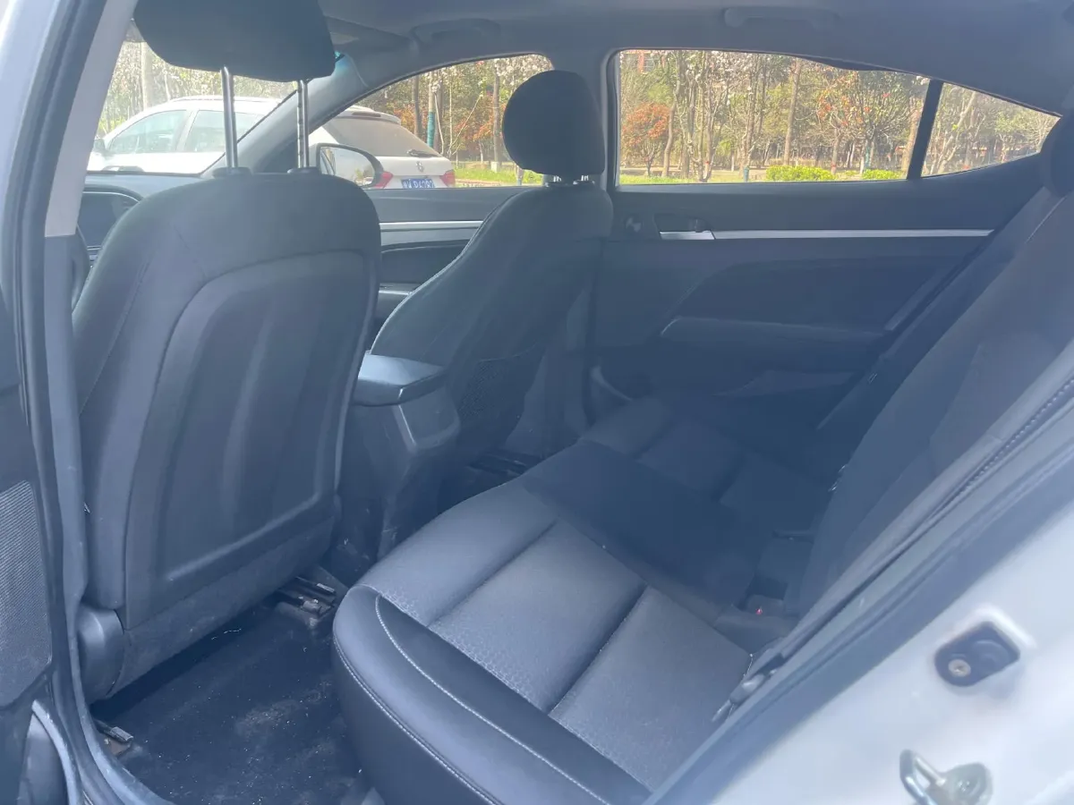 2016 Hyundai Elantra 1.6L 130HP L4 6AT,autocango,china used car exporter,china ev exporter,chinese used car exporter,chinese used ev exporter