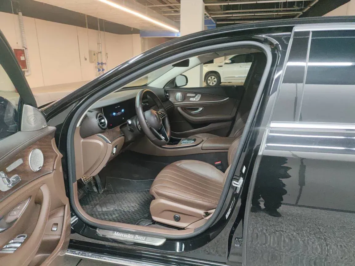 2022 Mercedes-Benz E Class 2.0T 258HP L4 9AT,autocango,china used car exporter,china ev exporter,chinese used car exporter,chinese used ev exporter