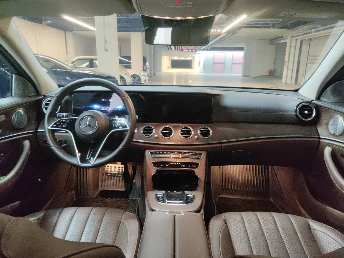 2022 Mercedes-Benz E Class 2.0T 258HP L4 9AT,autocango,china used car exporter,china ev exporter,chinese used car exporter,chinese used ev exporter